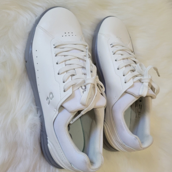 On Cloudtec Running Men's White and Gray Sneakers - Picture 7 of 16